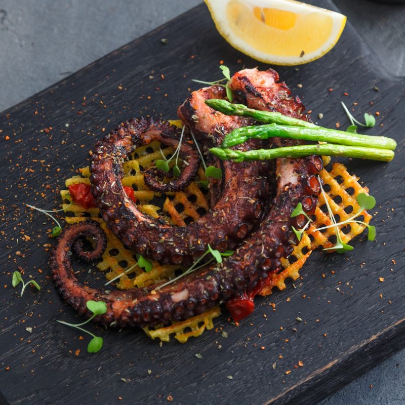 grilled-octopus-with-lemon-and-potatoes.jpg